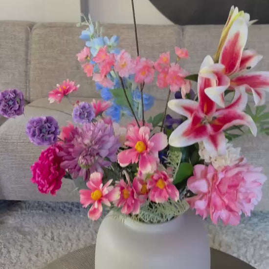 Filmpje van close-up zijden boeket Fleur