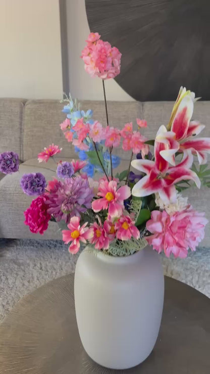 Filmpje van close-up zijden boeket Fleur